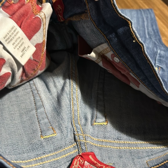 Lucky Brand by Gene Montesano. Size 24/00
Amber Sweet N Low. Retro,factory faded - Picture 9 of 14